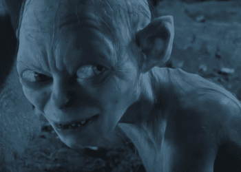 Gollum giving a devilish look in the movie 'The Lord of the Rings: The Return of the King'.