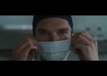 A neurosurgeon with a destroyed career sets out to repair his hands only to find himself protecting the world from inter-dimensional threats.