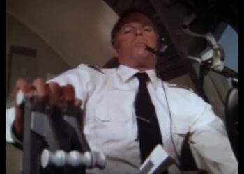 A crazed Vietnam vet bomber hijacks a Boeing 707 in this disaster film filled with the usual early '70s stereotypes, and demands to be taken to Russia.
