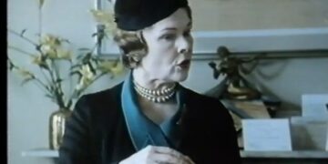 The wife's affair and a death in the family hasten the demise of an upper-class English marriage.