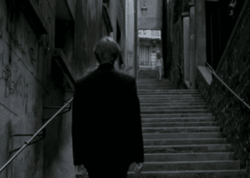 When Words Come Alive: La captive