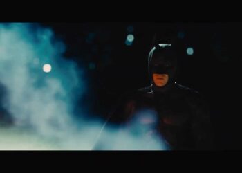 Eight years after the Joker's reign of anarchy, Batman, with the help of the enigmatic Catwoman, is forced from his exile to save Gotham City from the brutal guerrilla terrorist Bane.