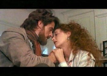 The French Lieutenant's Woman: Book vs. Film - Summary & Analysis