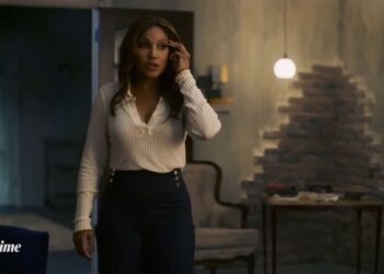 Hollis Morgan, an ex-con turned amateur sleuth who sets out to investigate a series of murders.