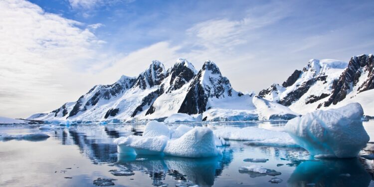 Explore Antarctica's Filming Locations