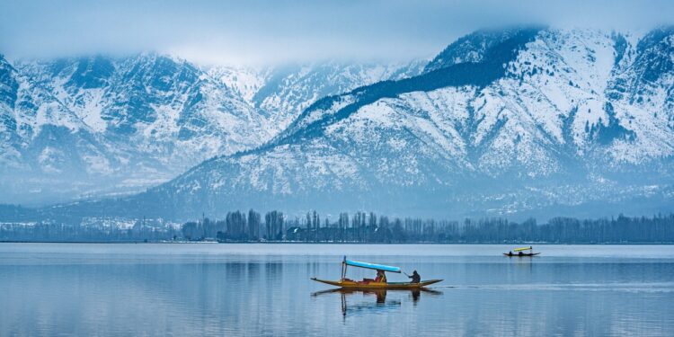 Explore Kashmir's Filming Locations