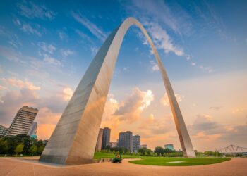 Discover Missouri: Top Movies, TV Series, and Books Set in the Missouri