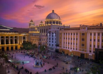 Explore San Salvador's Filming Locations