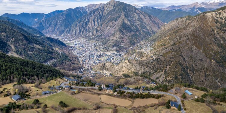 Explore La Vella's Filming Locations