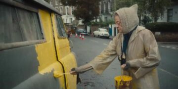After Miss Shepherd, a woman of uncertain origins, ""temporarily"" parks her van in Alan Bennett's London driveway, what begins as a begrudged favor becomes a relationship that will change both their lives.