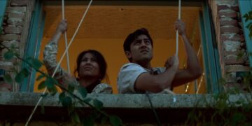 A story centered on an Indian family who moves to France and opens a restaurant across the street from a Michelin-starred French restaurant.
