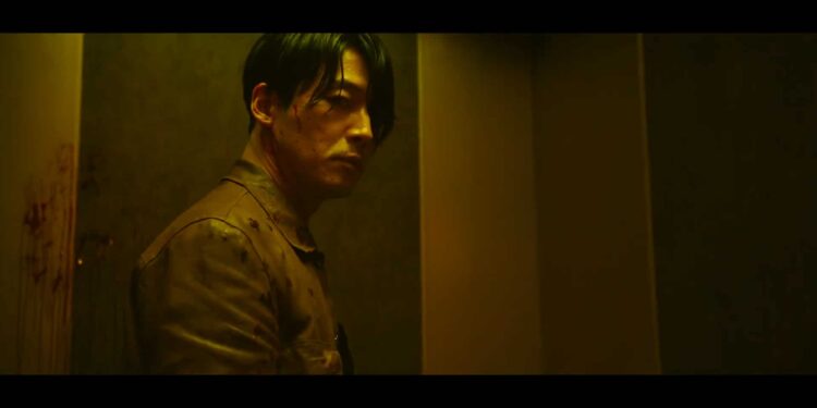 Ui-gang is a hit man who has decided to retire. He has a nice house and all the money he needs, but one day his girlfriend takes a trip to Jeju Island and leaves him with a request.