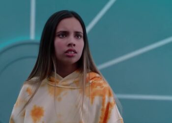 Gabby Duran & The Unsittables: Book vs. TV Series - Summary & Analysis