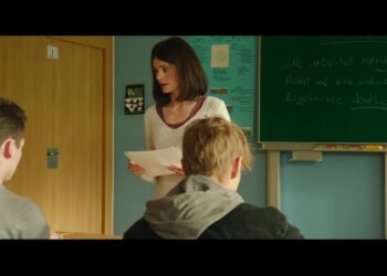 How to Be Really Bad: Book vs. Film - Summary & Analysis