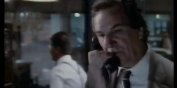 A former CIA agent, John Creasy, is hired as a bodyguard for a girl in Italy, who becomes the daughter he never had. When she is abducted, Creasy's fiery rage is unleashed, and despite being badly wounded, embarks on a bloody revenge spree.