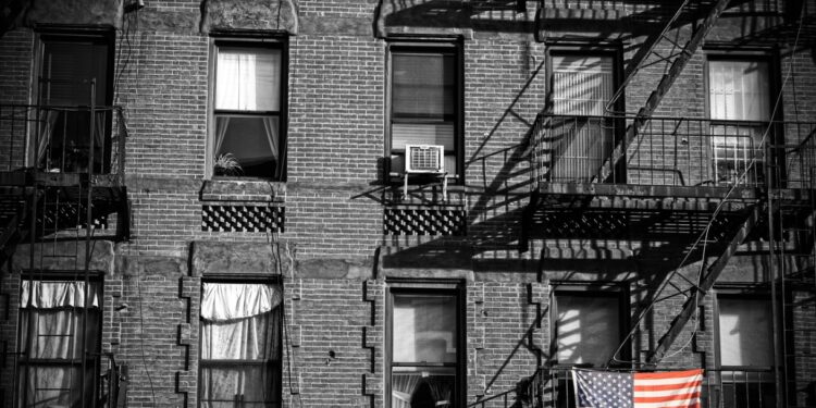 American Flag, Buildings