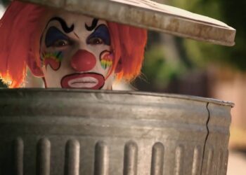 Secret Agent Dingledorf and His Trusty Dog Splat: Book vs. Film - Summary & Analysis