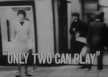 Seance on a Wet Afternoon: Book vs. Film - Summary & Analysis