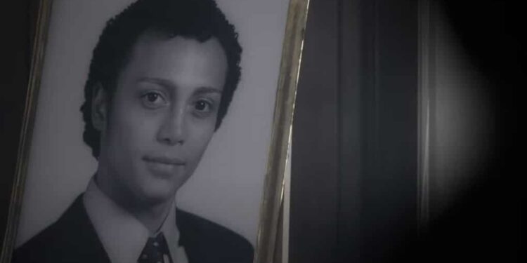 Historia de un crimen: Colmenares: Book vs. TV Series - Summary & Analysis