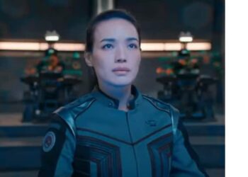 Shanghai Fortress: Book vs. Film - Summary & Analysis