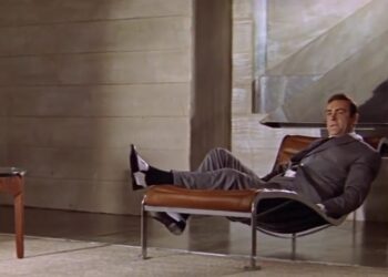 You Only Live Twice: Book vs. Film - Summary & Analysis