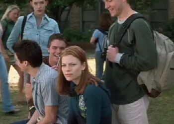 A Walk to Remember: Book vs. Film - Summary & Analysis