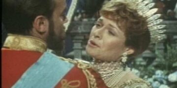 Nicholas and Alexandra: Book vs. Film - Summary & Analysis