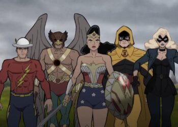 Justice Society: World War II: Book vs. Film - Summary & Analysis